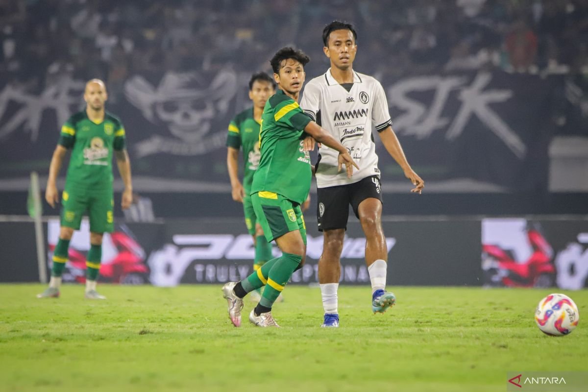 Pelatih Persebaya: Banyak Hal Positif Tercermin dari Performa Tim