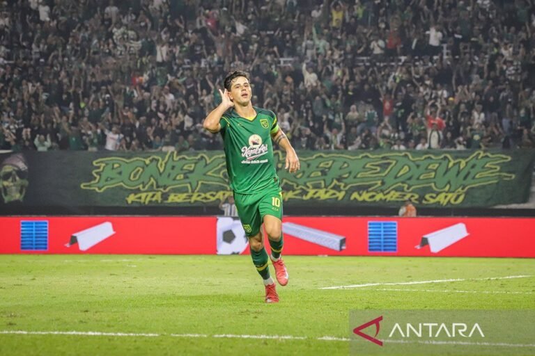 Persebaya Menangkan 'Team Launching Game' dengan Skor 1-0 Melawan PSS Sleman