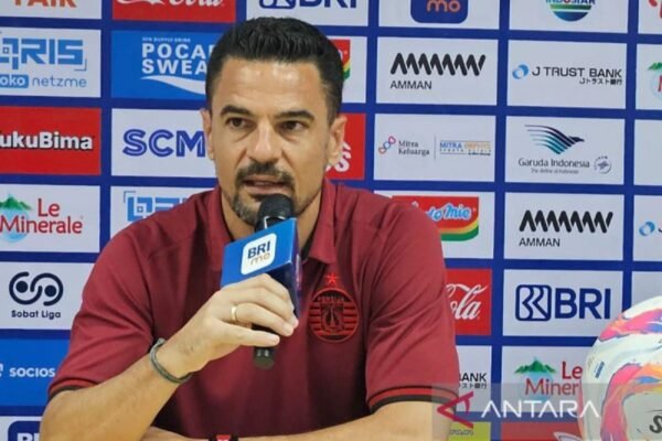 Tanpa Motivasi Tambahan, Carlos Pena Siap Hadapi Persija