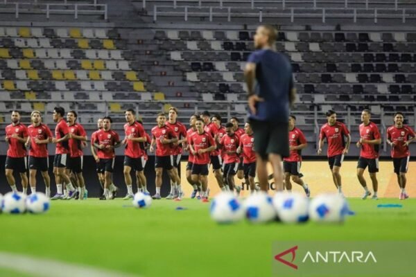 Survei: Kluivert dan Erick Diminta Tetap Bertahan Jika Gagal ke Piala Dunia